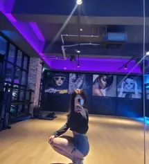 한사이즈 작게 구매했더니 꼭 맞네요 
