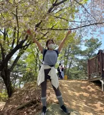 제가 운동을 다양하게 하는편이라 운동복도 많이 필요했었는데 버블라임 티셔츠를 보고