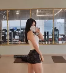 하체운동하는 날은 티팬티를 주로 입는 편인데
