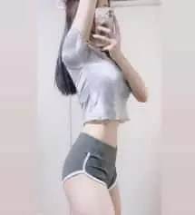 버블라임 티팬티🖤 아침에 일어나자마자 버블라임 티팬티에 숏팬츠 입고 눈바디 체크 했
