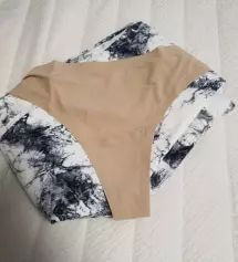 허리에 비해 엉덩이 큰편이라티팬티 정착 못하고 실패하다 대충입었는데 버블라임 티팬