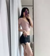 요즘 맨날 입는 저의 인생 숏팬츠예요...이렇게 리본 달린 팬츠 찾고 있었는데 요거 너