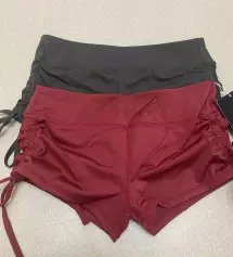 저는 먼저 올리브 그린과 색상 비교해 보라고 같이 올려보았어요. 폴린이라 무수한 검색