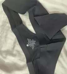 라인 마감처리랑 너무 잘되어 있어서 봉제선 티나는거 따위 각정 하지 않아도 되서 넘 