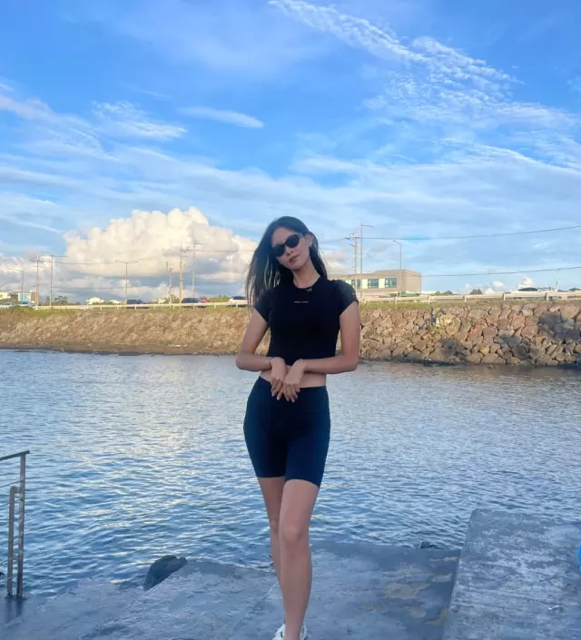 이편안함 무엇!! 원래 티팬티 안좋아하는데 너무 편안하고 무엇보다 래깅스랑 입으면 티