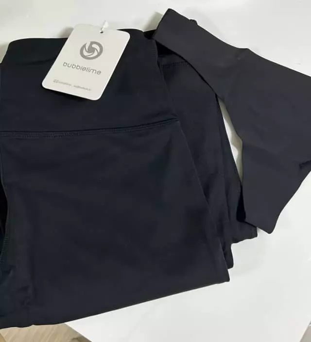 부츠컷 레깅스도 버블라임꺼 
