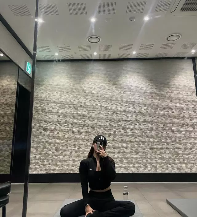 캡이 없어서 그런지 왜이렇게편한지…! 그와중에 스포츠브라라 확실히 잘 잡아줘서 신기