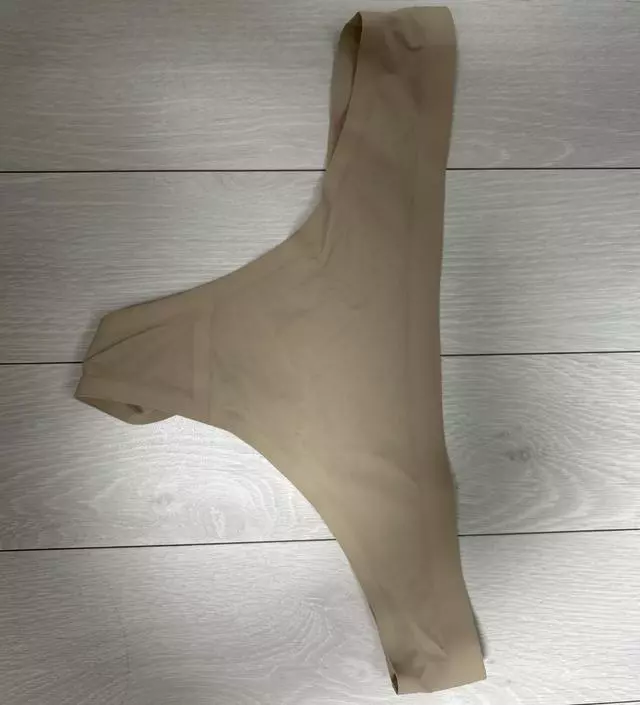 [네이버 스마트스토어 리뷰] 주 3회정도 운동 하는데 레깅그 입을 때마다 잘 입고 있어요. 전혀 티가 안 나서 좋아요