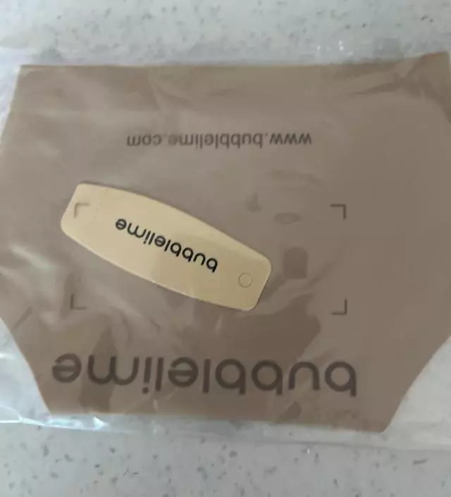 [네이버 스마트스토어 리뷰] 운동할때 편할꺼 같아 주문해봤는데 처음입어보니 낯설어요 ㅋㅋ 
