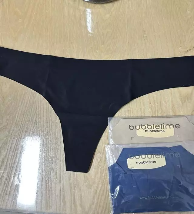 [네이버 스마트스토어 리뷰] 맨질맨질 질감도 넘 좋고 레깅스에 입으니 정말 티가 하나도 안나서 놀랐어요! 스티프나