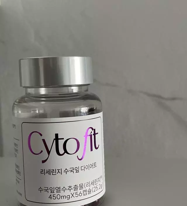 [네이버 스마트스토어 리뷰] 한달됬는데 빠지지는않고 유지는 되네요...
