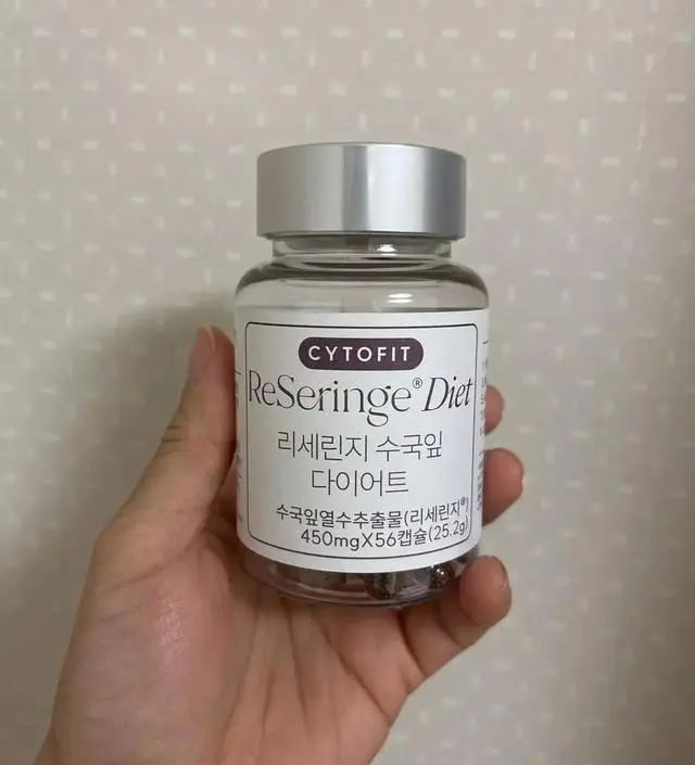 [네이버 스마트스토어 리뷰] 첫구매인데 일단 목넘김이 괜찮고 복용후에도 불편하지않아서 다행이라 꾸준히 복용 후