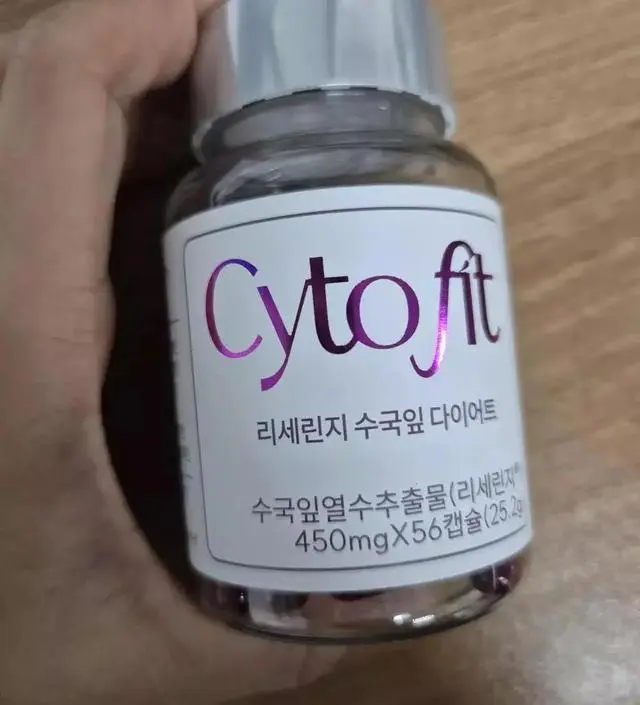 [네이버 스마트스토어 리뷰] 먹기편하고 부작용없어요. 계속먹어봐야 효과는 알겠지만  기대됩니다