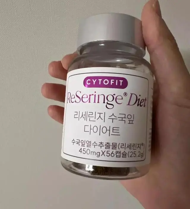 [네이버 스마트스토어 리뷰] 아직은 그렇다할 효과는 없지만 꾸준히 먹어봐야지요 ㅎㅎ 큰돈쓴만큼 효과사 있길 바라
