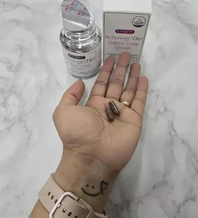 [네이버 스마트스토어 리뷰] 여름은 코앞이라 옷은 점점 얇아지는데 왜 제 몸은 두꺼워질까요?😭😭
