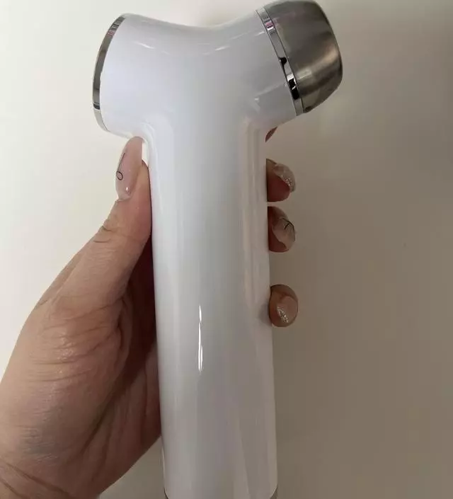[네이버 스마트스토어 리뷰] 유튜버 극찬으로 사게 됐는데, 피부결이 좋아지는 것 같아요!