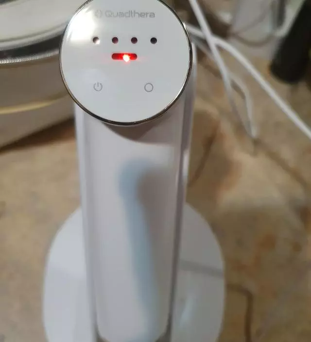 [네이버 스마트스토어 리뷰] 디뎌 받았어요 ㅎㅎ 잘써볼께요~마니 기다린 기기 잘써서 피부미인 되고싶네요  늘 건조