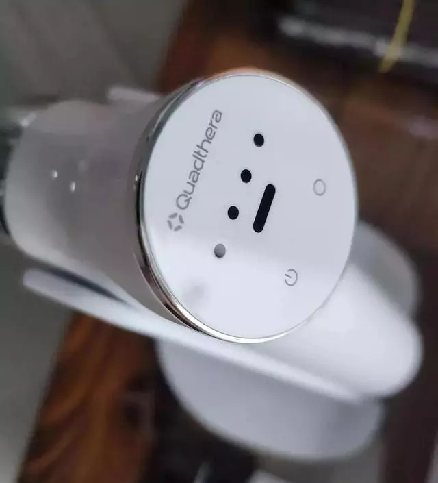 [네이버 스마트스토어 리뷰] 어머니께 선물해드렸는데 엄청 좋아하셨어요. 처음 받아보시는 관리 기기여서 새롭고 자