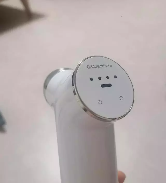 [네이버 스마트스토어 리뷰] 정말 넘 넘 좋아요 병원에서 레이져 후 관리로 받아와서 좋은거 알고 있어서 구매햇어요