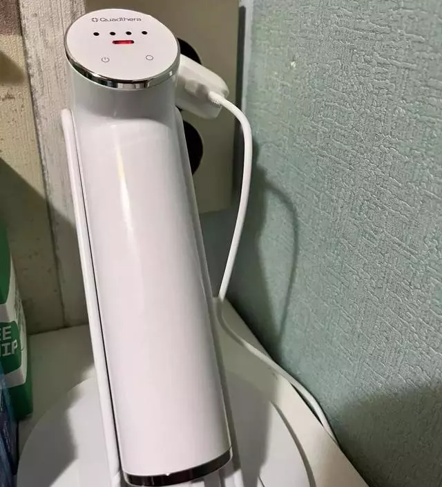 [네이버 스마트스토어 리뷰] 아직 몇번 안사용해서 잘 모르겠지만 확실히 촉촉한 느낌은 들어요 꾸준히 사용해볼게요