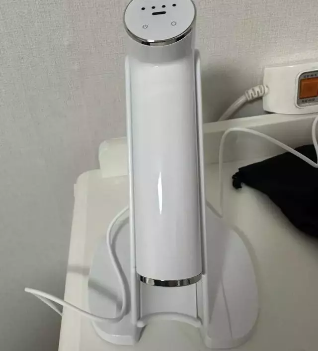 [네이버 스마트스토어 리뷰] 뷰티디바이스 종류가 엄청 많고 가격이랑 효과땜에 엄청 고민하다가 홍조땜에 이걸로 선