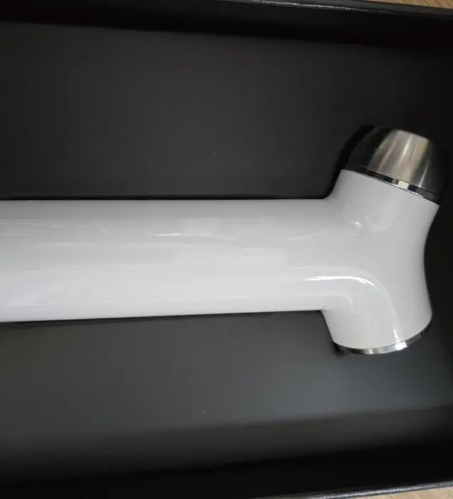 기대하던 제품이라 받자마자 사용해보았습니다 피부에 닿는 면적이 적당해서 여러번 움
