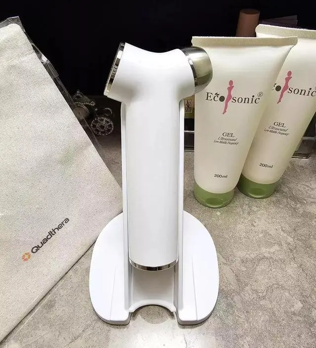 [네이버 스마트스토어 리뷰] 구매하고 다음날 택배가 도착되어 신속해서 좋았고요. 꼼꼼한 포장, 거치대, 젤, 파우치