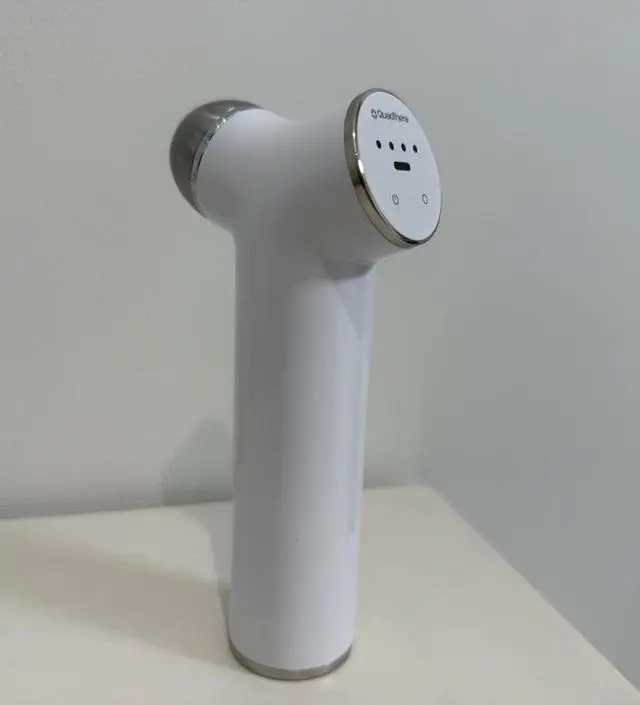 공구기다리다가 딱 떠서 구매했어요. 구성에 거치대 없어서 아쉬웠는데 거치대없이도 잘