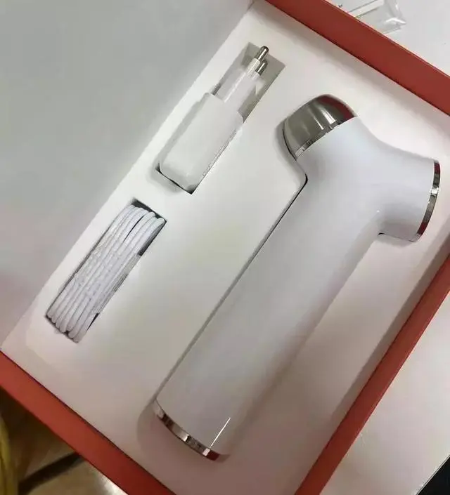 [네이버 스마트스토어 리뷰] 라이브때 구매했어욤!!!! 빠르고 안전한 배송 감사합니다 ㅎㅎㅎ피부과 ldm받고있는데 