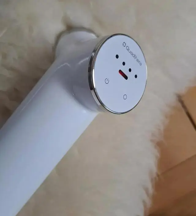 [네이버 스마트스토어 리뷰] 배송도 빠르고 효과가 있는듯해요 일단 모공이 살짝. 줄긴한듯요 꾸준히 써보고 한달후