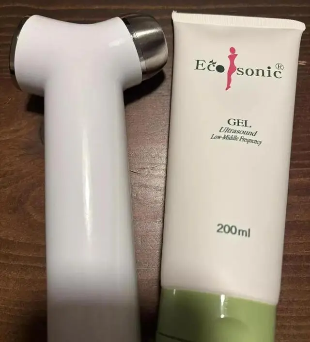[네이버 스마트스토어 리뷰] 그립감도 좋고 무겁지 않아서 데일리로 홈케어 하기 좋습니다. 아직 구매 후 5일만 사용