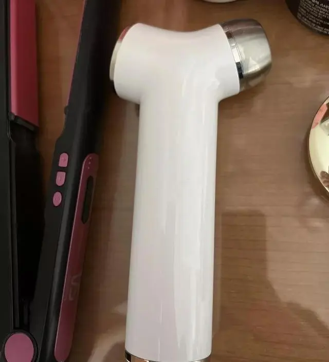 [네이버 스마트스토어 리뷰] 화장대 위에 두고 매일 사용하고 있어요. 피부가 확실이 탄탄해지고 건강해 보여요.