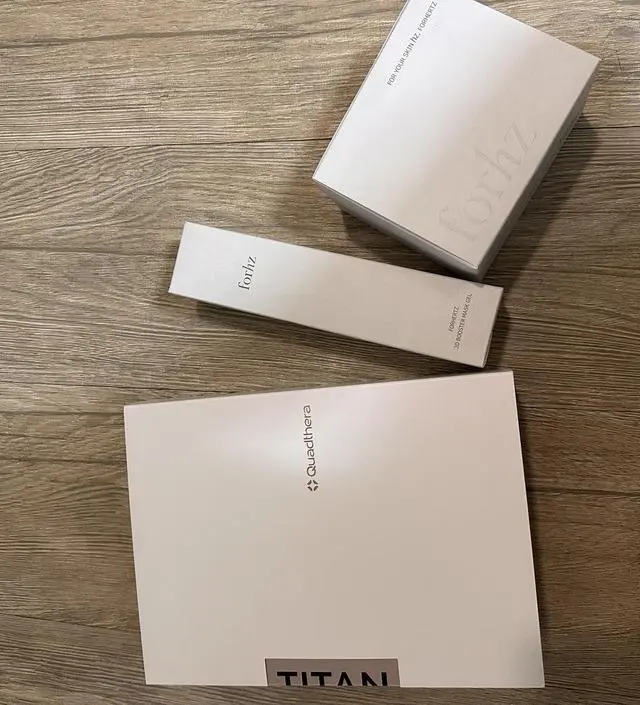 여드름 피부라서 여드름에 좋다는 후기보고 샀습니다
