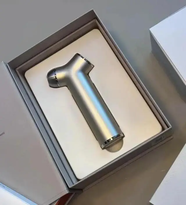 기존 쿼드쎄라 제품 써보고 너무 만족스러웠는데, 이번에 리뉴얼 됐다고 해서 더 기대하
