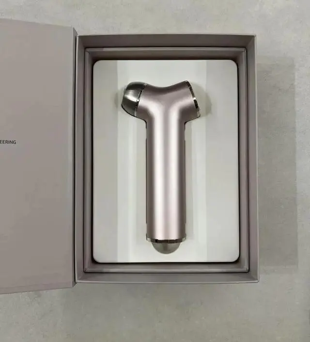 하루에 두번씩 하고있아요 확실히 그냥 로션만 바를째보다 촉촉하고 피부에 광채가 도는