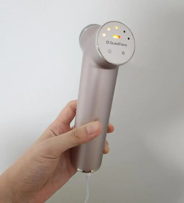 거울 볼 때마다 피부노화가 체감되어 구매했어요.
