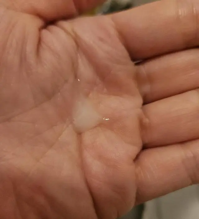 저희는 얼마 전 결혼하고 같이 산 지 세 달 정도 되었네요. 처음엔 결혼식도 끝났으니~