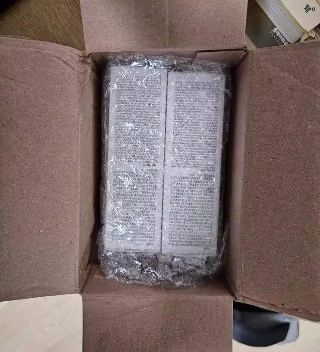 아직 별로 사용해보지 못했지만 좋은거 같네요... 포장도 예쁘게 절해주셨어요 ^^
