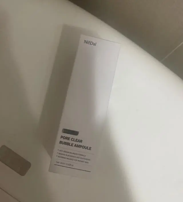 좋다길래 구매해봤어요 !! 블랙헤드때문에 너뮤 스트레스 받아서 ㅠㅠ
