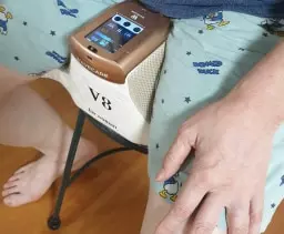 엄마가 최근에  무릎 수술하시고 집에서
재활 겸 휴식중