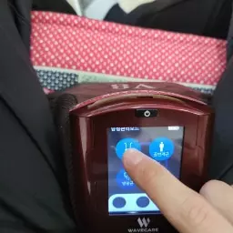 의도하지 않게 세어나오는 증상은 여자들한테만 생기는줄알