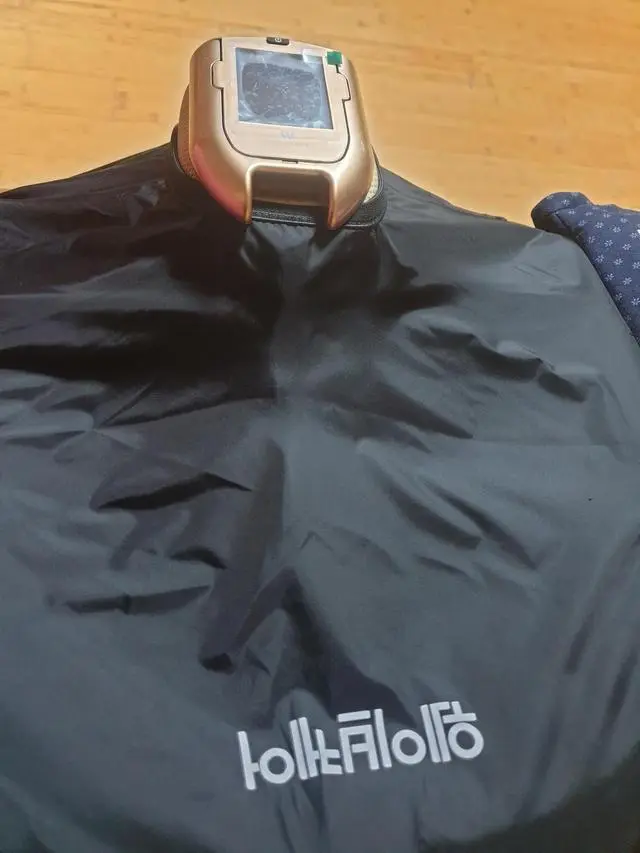 커버가 없었으면 어쩔뻔ᆢ
커피를 쏟았는데 커버벗기니 멀