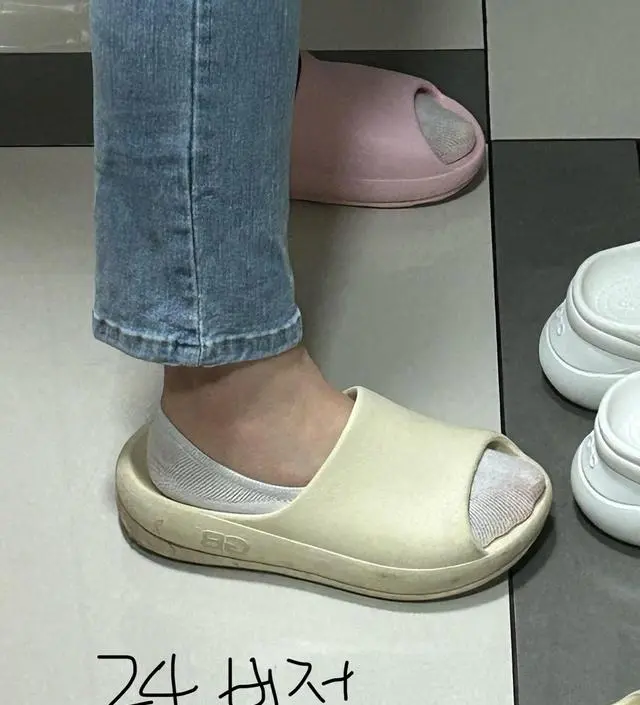 레츠GOAL SALE 10%] GB 247 SLIDE-YELLOW - GOALSTUDIO