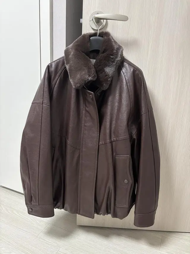 리뷰 / 많은 재킷 중 최신