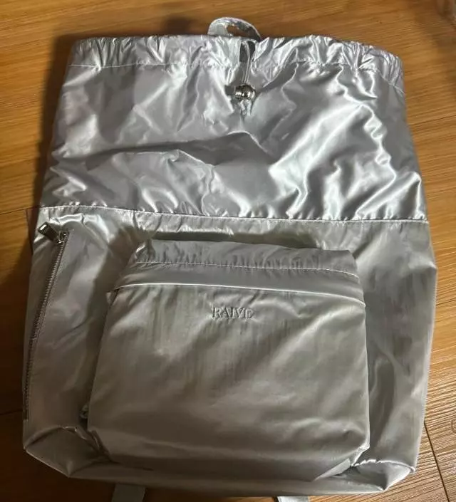 Irina Backpack Small in Silver UB4SC020-15 - 레이브