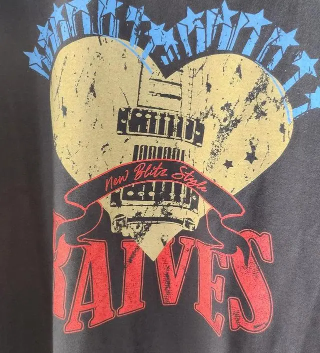 ★RAIVE★ Heart Ravers Graphic TShirt VW5ME602_2color Heart Ravers Graphic T-Shirt VW5ME602_2color - RAIVE