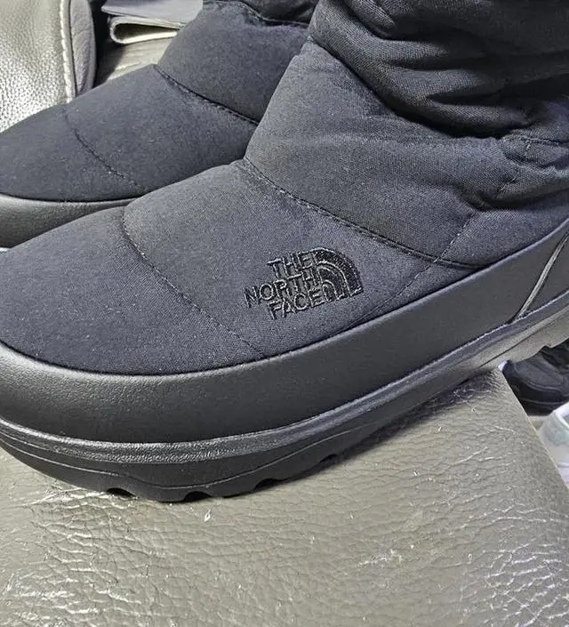 ★THE NORTH FACE★送料込み★ DOWN SHORT BOOTS NS99Q73 ☆THE NORTH FACE☆GOOSE DOWN SHORT BOOTS☆ (THE NORTH FACE