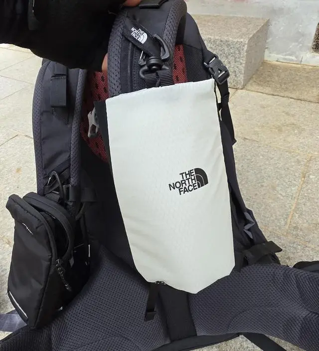 ★THE NORTH FACE☆MT LITE BOTTLE POUCH NN2PR12 NEW THE NORTH FACE MT LITE BOTTLE POUCH ICE_GRAY NN2PR12C | eBay
