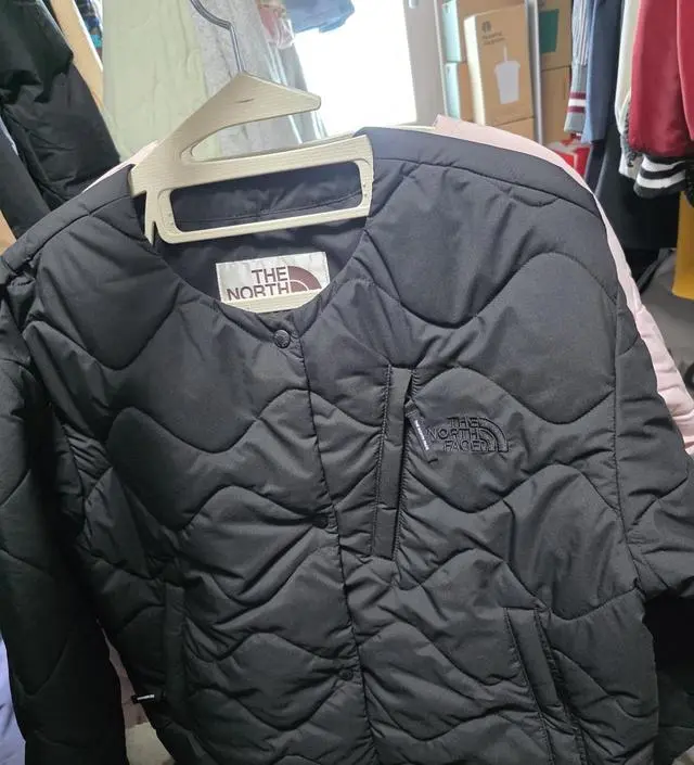 W'S ESSENTIAL LIGHT V JACKET - 노스페이스